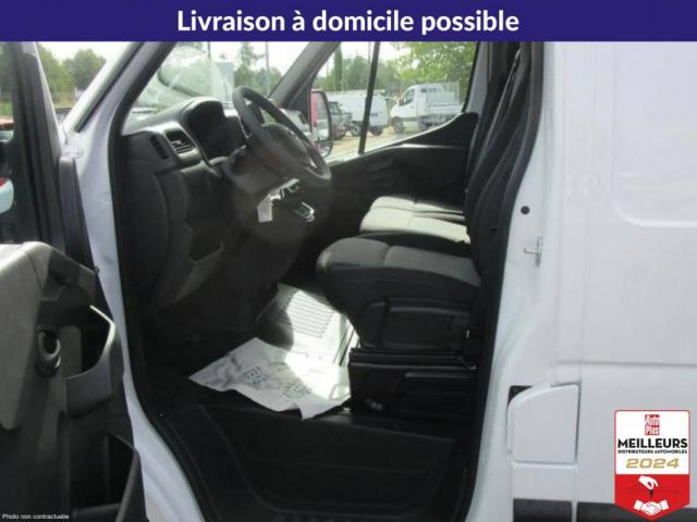 Nissan Interstar image 8