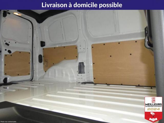Citroen Jumpy image 3