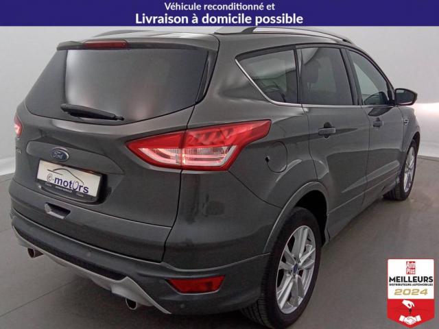 Ford Kuga image 9