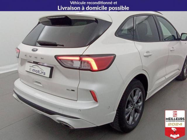 Ford Kuga image 8