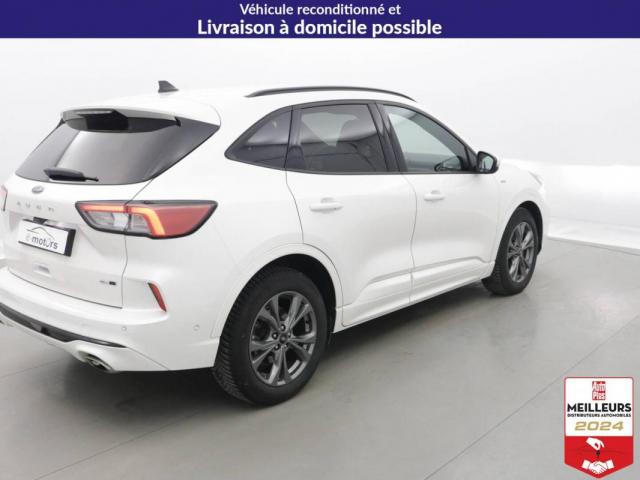 Ford Kuga image 9