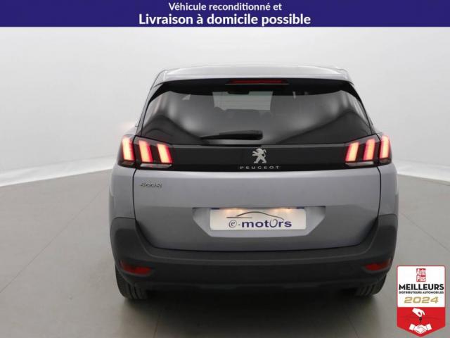 Peugeot 5008 image 1