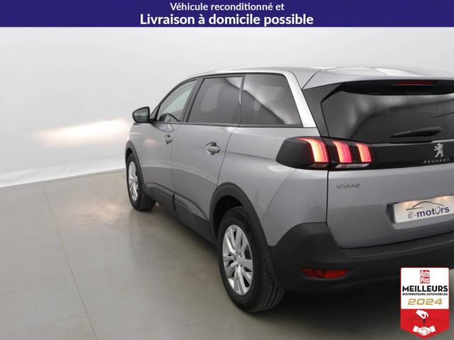 Peugeot 5008 image 9