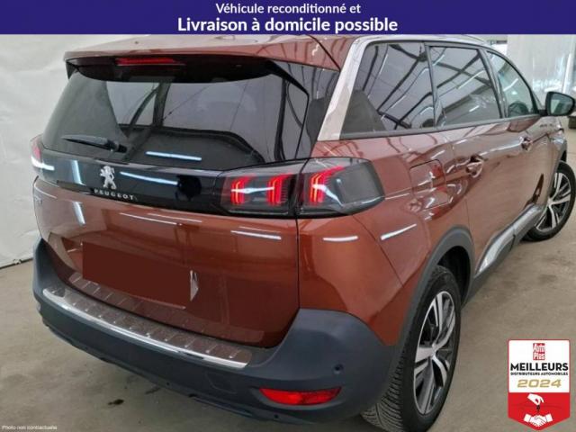 Peugeot 5008 image 1