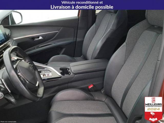 Peugeot 5008 image 2