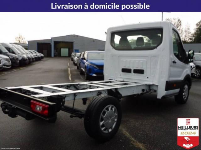 Ford Transit image 4