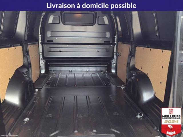 Citroen Jumpy image 2