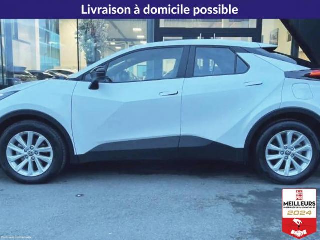Toyota C-Hr image 2