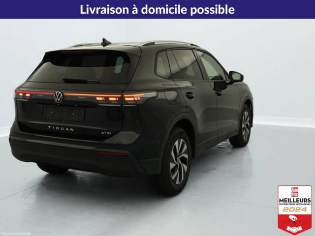 Volkswagen Tiguan image 8