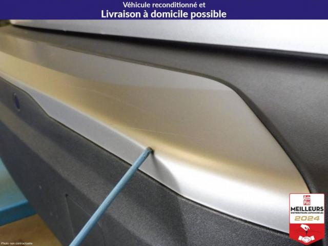 Peugeot 2008 image 1