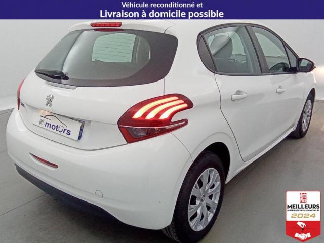 Peugeot 208 image 3