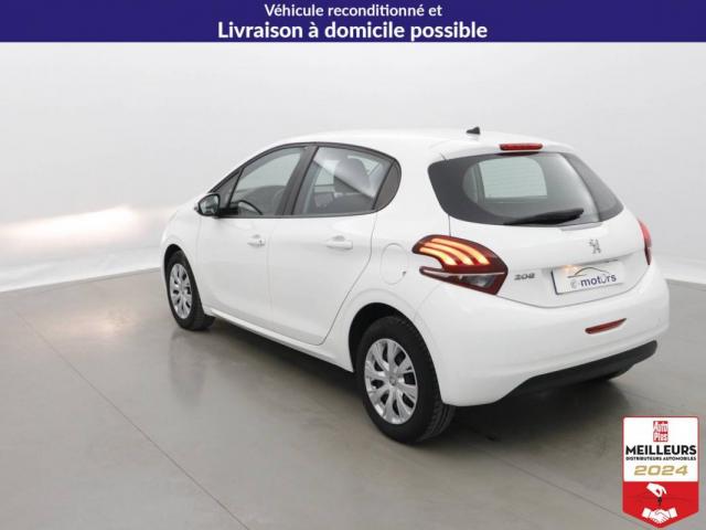 Peugeot 208 image 1