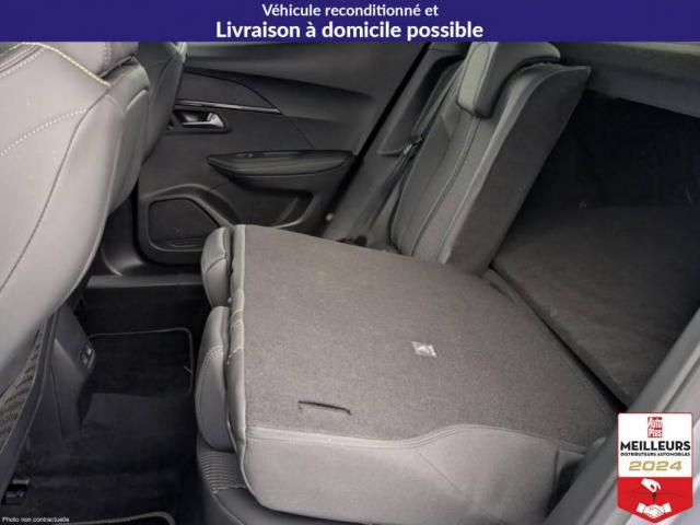Peugeot 2008 image 8