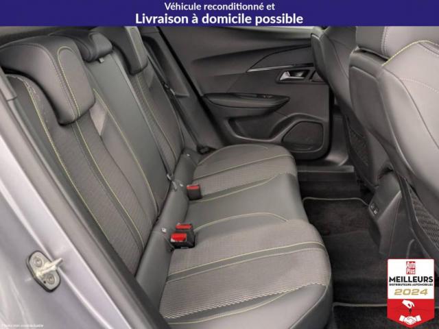 Peugeot 2008 image 2