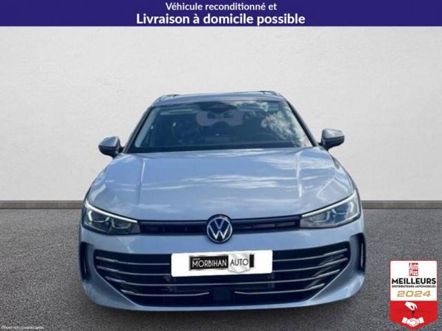 Volkswagen Passat image 9