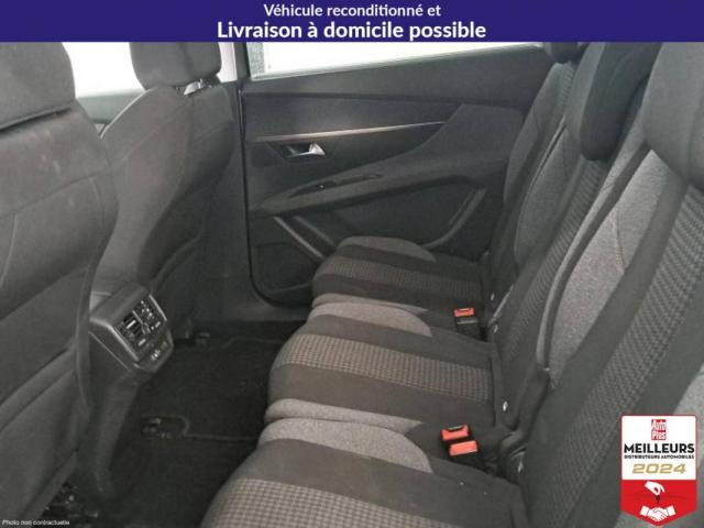 Peugeot 5008 image 2