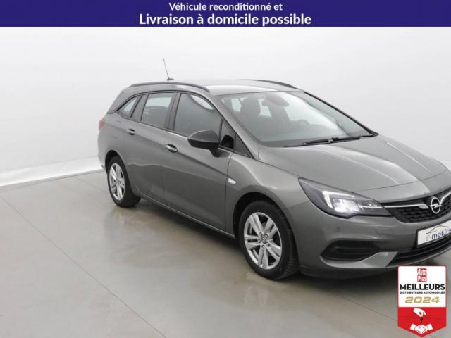 Opel Astra Sports Tourer image 5