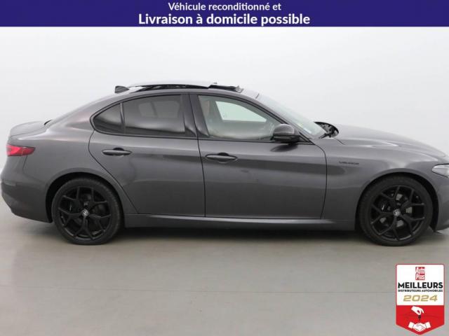 Alfa Romeo Giulia image 8