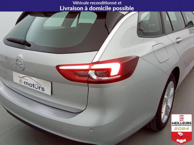 Opel Insignia Sports Tourer image 4