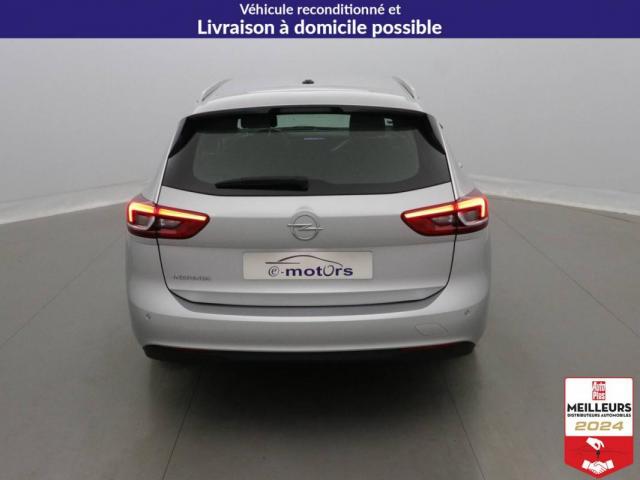 Opel Insignia Sports Tourer image 9