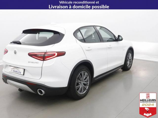 Alfa Romeo Stelvio image 4
