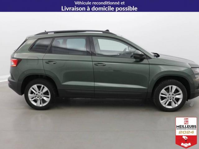 Skoda Karoq image 8