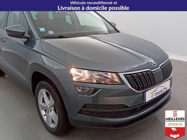 Skoda Karoq image 8