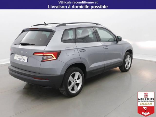 Skoda Karoq image 9