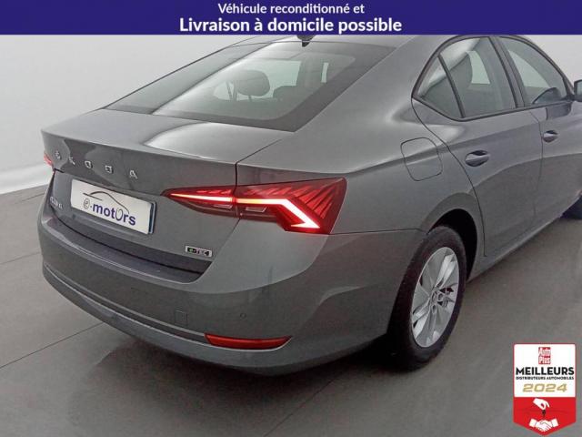 Skoda Octavia image 7