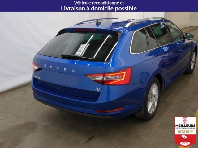 Skoda Superb Combi image 5