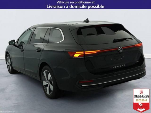 Volkswagen Passat image 3