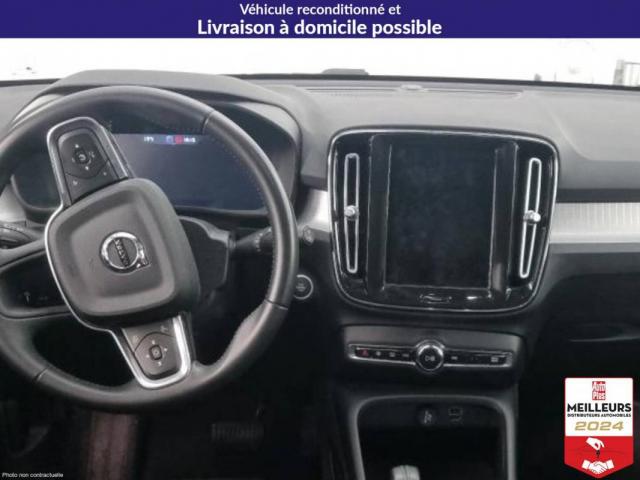 Volvo Xc40 image 2