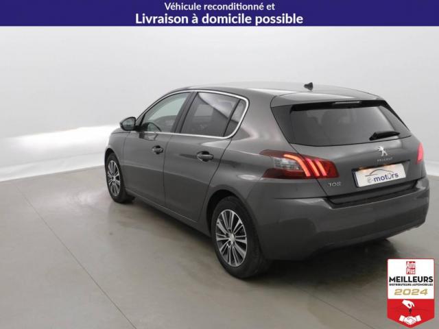 Peugeot 308 image 2