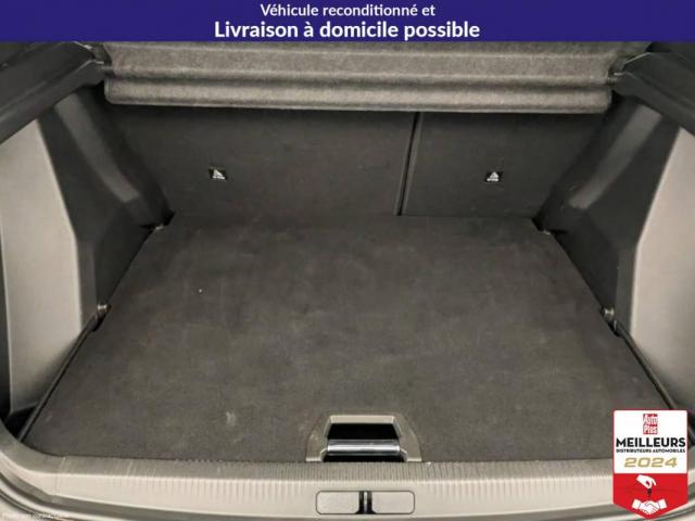 Peugeot 2008 image 1