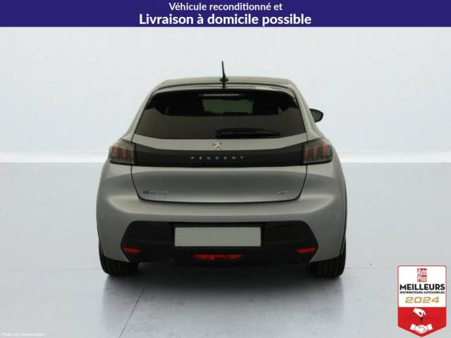 Peugeot 208 image 6