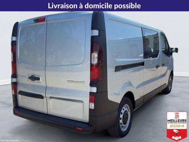Renault Trafic image 1