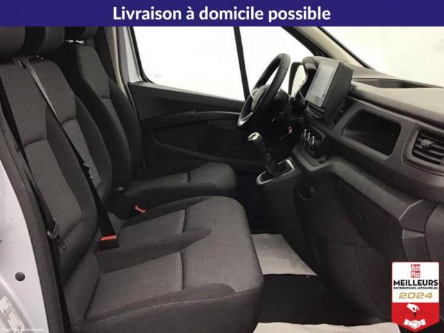 Renault Trafic image 9