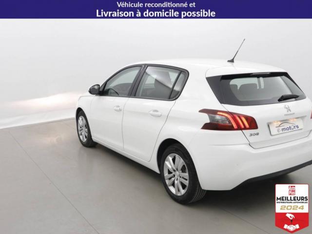 Peugeot 308 image 1