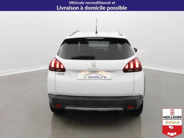 Peugeot 2008 image 8