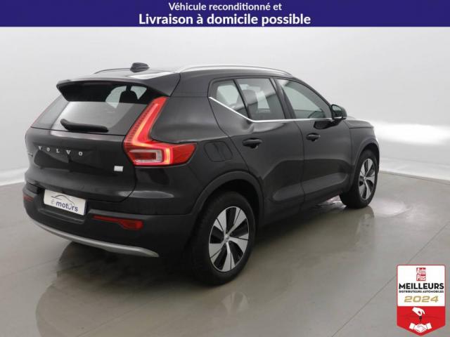 Volvo Xc40 image 2
