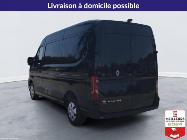 Renault Master image 2