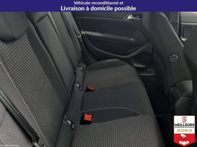 Peugeot 308 image 2