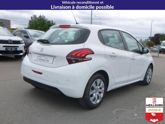Peugeot 208 image 4