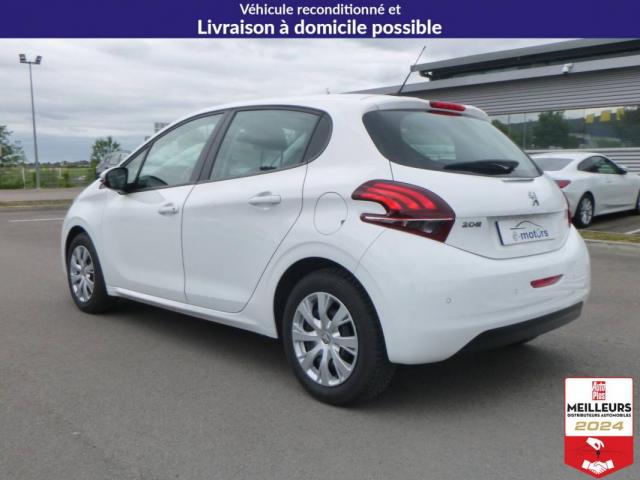 Peugeot 208 image 6