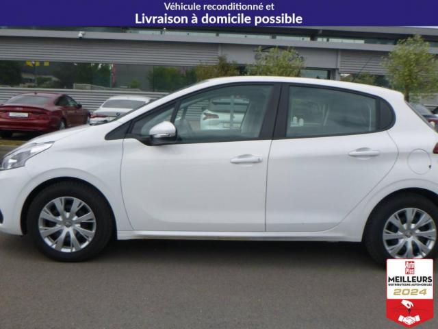 Peugeot 208 image 7