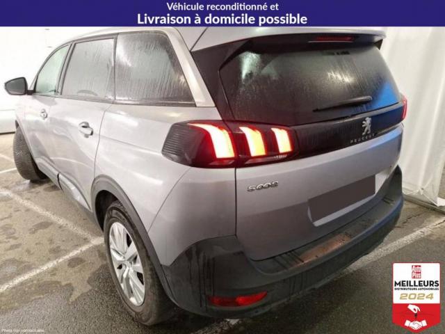 Peugeot 5008 image 2