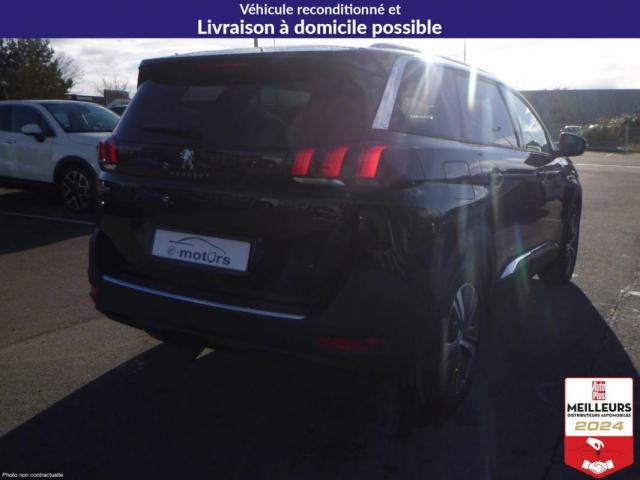 Peugeot 5008 image 1