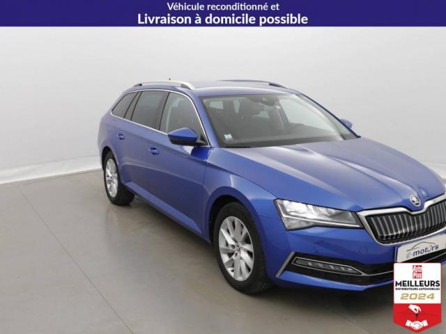 Skoda Superb Combi image 6
