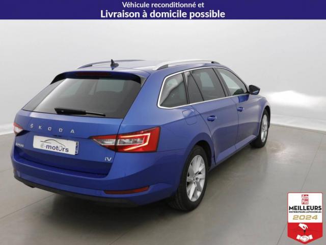 Skoda Superb Combi image 4