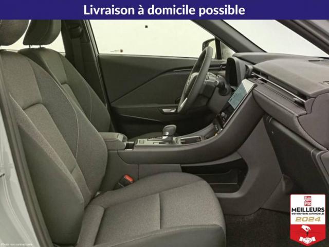 Lexus Lbx image 8